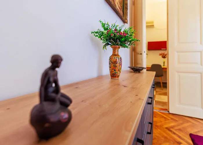 Timeless In A Historic Landmark *