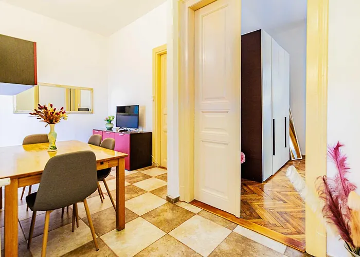 Apartamento Timeless In A Historic Landmark