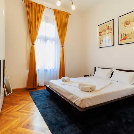 Apartamento Timeless In A Historic Landmark *